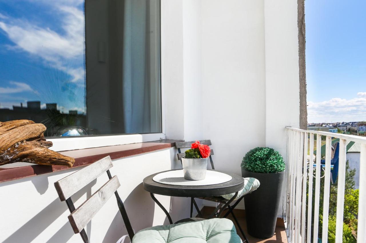 Apartament Czarno Na Bialym Wladyslawowo Exterior photo